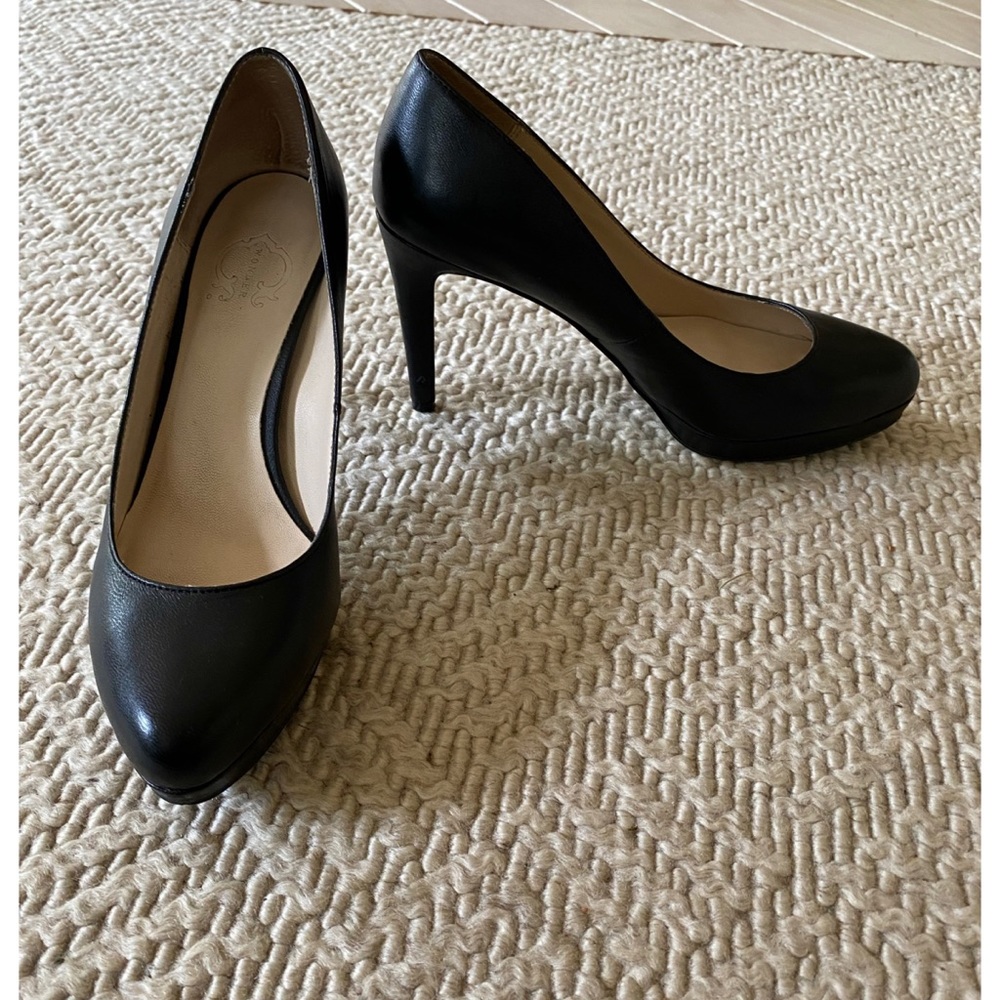 C Wonder Black Leather Pumps with Platform 7.5